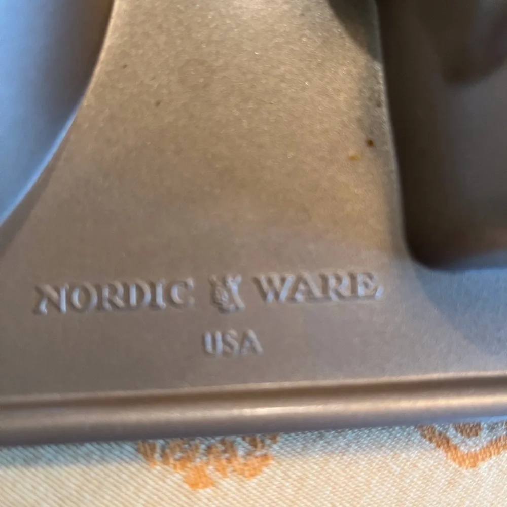 Nordic Ware Snowman Cake Pan